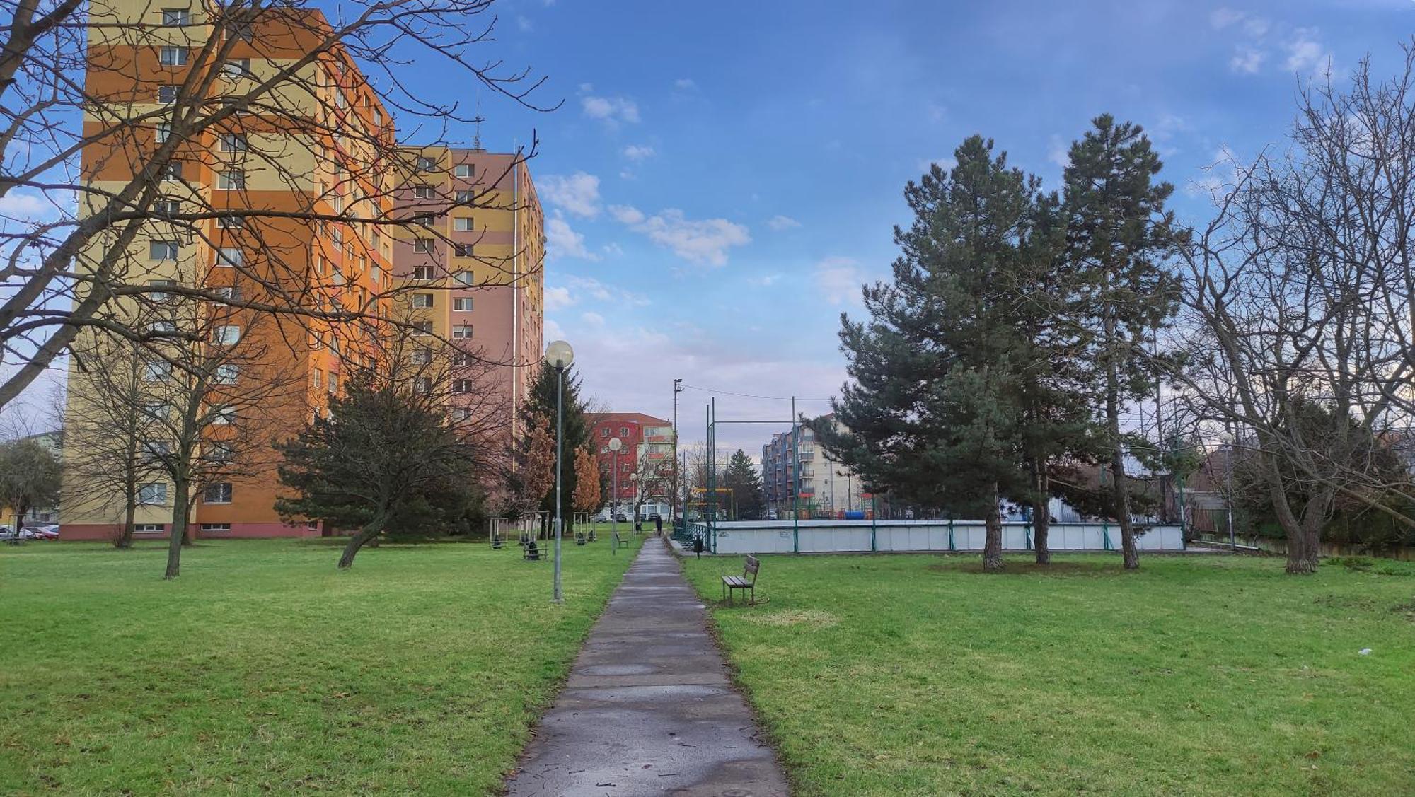 Elegant Escape Apartment III - Free Parking, Easy Access To City Center Pressburg Exterior foto